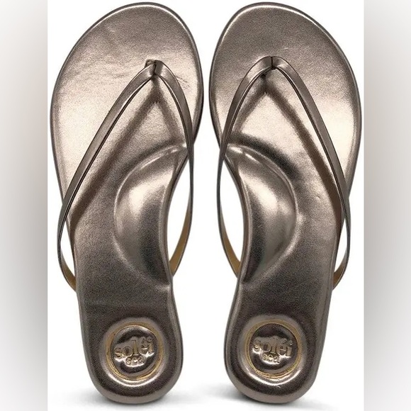 NWT Solei Sea Indie Sandal in Metallic Pewter size 9 - Picture 1 of 8